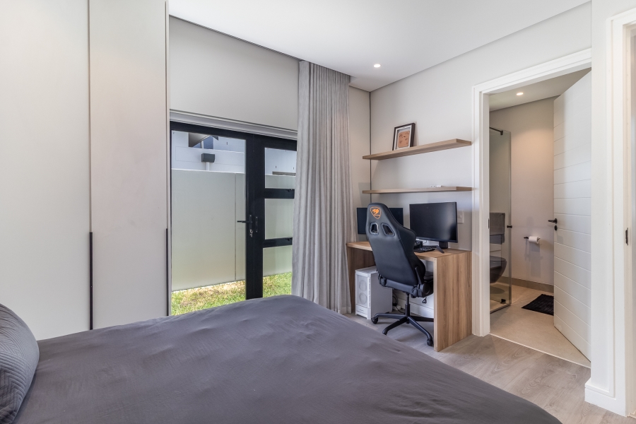 6 Bedroom Property for Sale in Pearl Valley at Val de Vie Western Cape